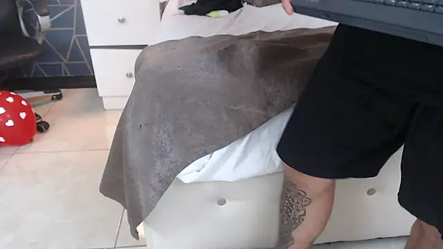 BrandonColee online show from 21, 2, 2025