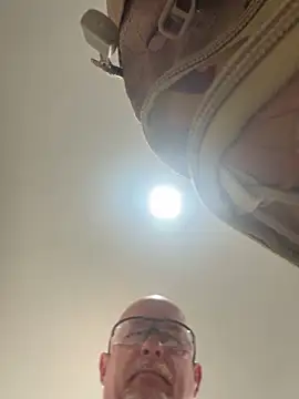 carlospingalinda online show from 11, 3, 2025