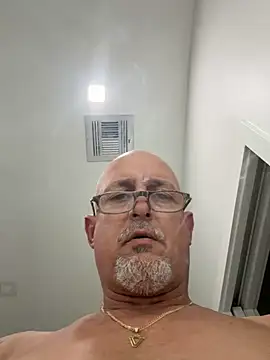 carlospingalinda online show from 24, 2, 2026