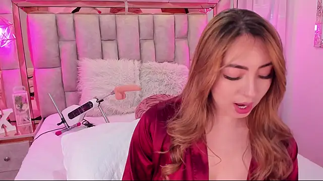 Katalina Evans online show from 2, 10, 2025