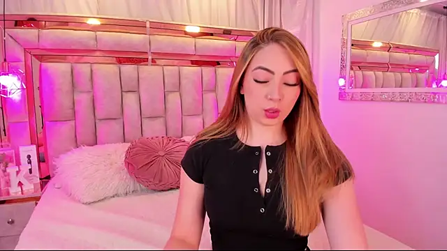 Katalina Evans online show from 2, 12, 2025