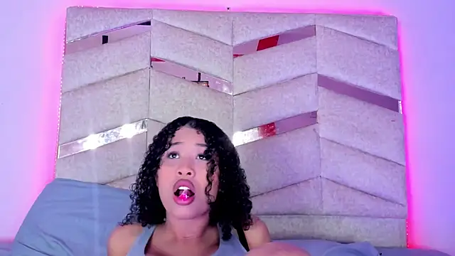 BrigitteRoy  online show from 21, 10, 2025