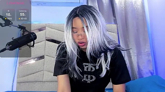 BrigitteRoy  online show from 8, 2, 2026