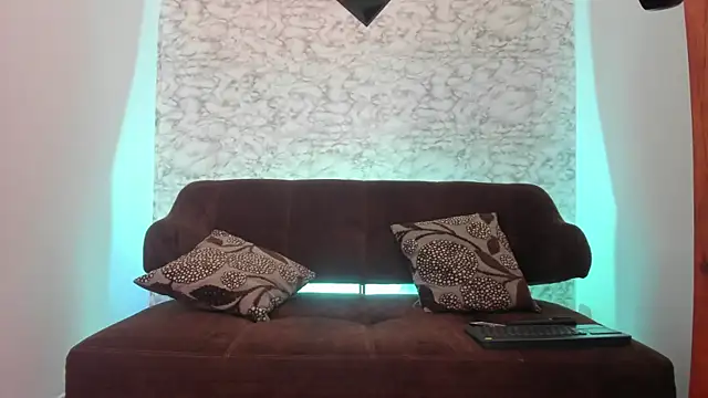 Snapshot of Thomass_conor chatting on 15, 2, 2025 Thomass conor online show from 15, 2, 2025