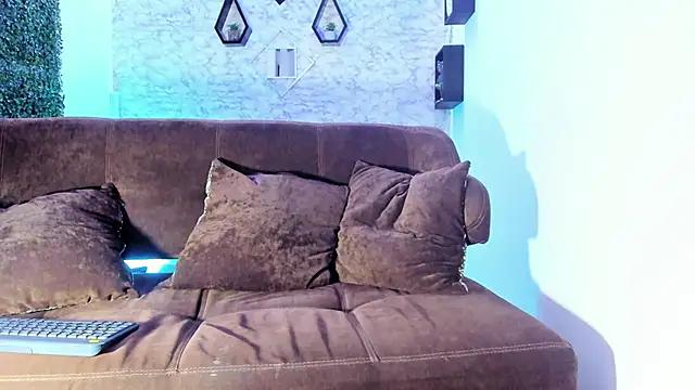 Snapshot of Thomass_conor chatting on 14, 10, 2025 Thomass conor online show from 14, 10, 2025