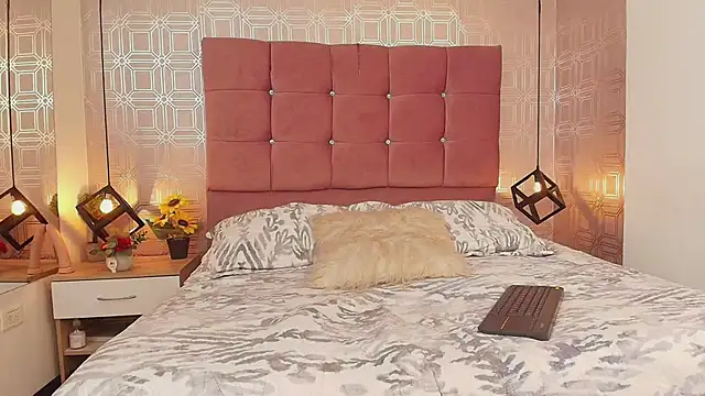 victoriapalmerfg online show from 27, 2, 2025