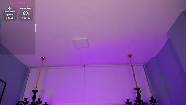 Snapshot of Aitana_Hilton_ chatting on 19, 11, 2025 Aitana Hilton online show from 19, 11, 2025