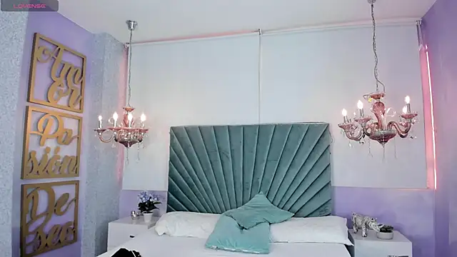 Snapshot of Aitana_Hilton_ chatting on 14, 9, 2025 Aitana Hilton online show from 14, 9, 2025