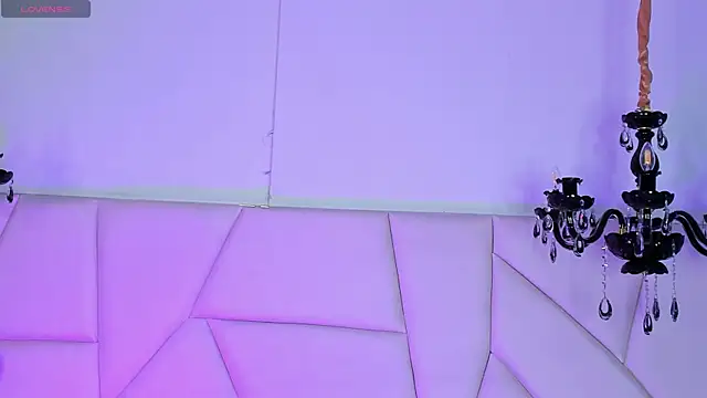 Snapshot of Aitana_Hilton_ chatting on 29, 9, 2025 Aitana Hilton online show from 29, 9, 2025