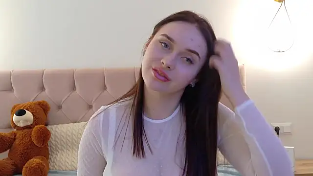 Snapshot of Lilliana_Moon chatting on 6, 3, 2025 Lilliana Moon online show from 6, 3, 2025