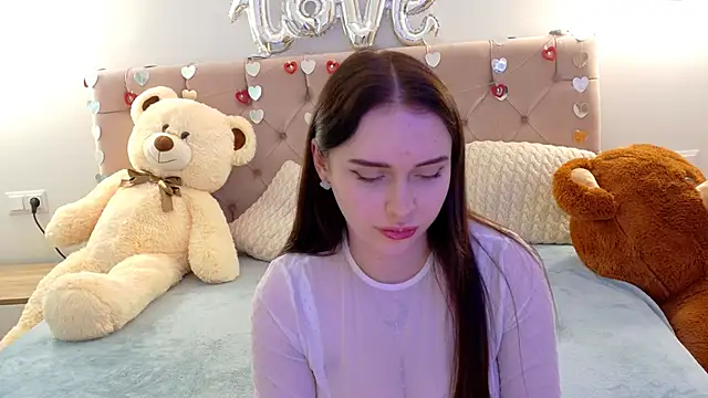 Snapshot of Lilliana_Moon chatting on 19, 2, 2026 Lilliana Moon online show from 19, 2, 2026