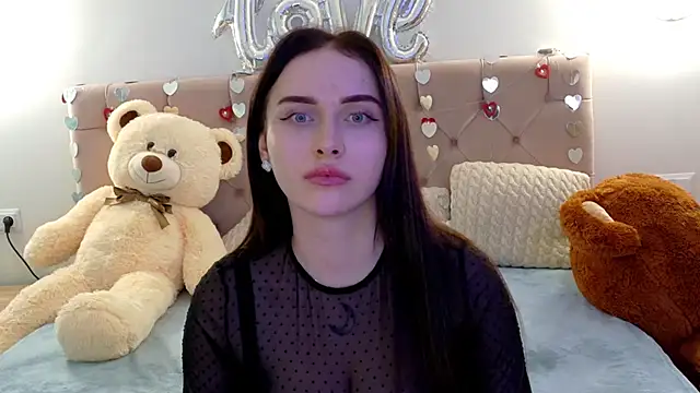 Snapshot of Lilliana_Moon chatting on 13, 2, 2026 Lilliana Moon online show from 13, 2, 2026