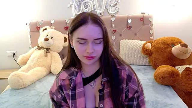 Snapshot of Lilliana_Moon chatting on 28, 2, 2026 Lilliana Moon online show from 28, 2, 2026