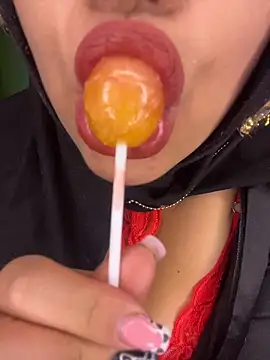 Snapshot of zahra_Jalid chatting on 22, 2, 2026 zahra Jalid online show from 22, 2, 2026