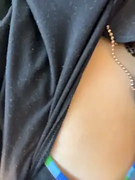 Snapshot of zahra_Jalid chatting on 20, 12, 2025 zahra Jalid online show from 20, 12, 2025