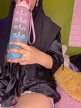 Snapshot of zahra_Jalid chatting on 28, 2, 2026 zahra Jalid online show from 28, 2, 2026