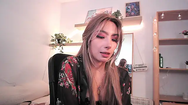 SabrinaSpell  online show from 8, 4, 2026