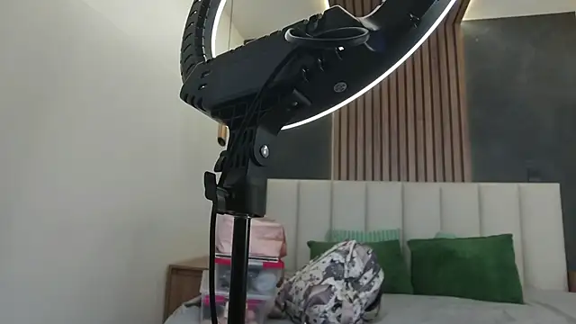 SabrinaSpell  online show from 8, 1, 2026