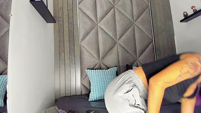 SabrinaSpell  online show from 13, 9, 2025