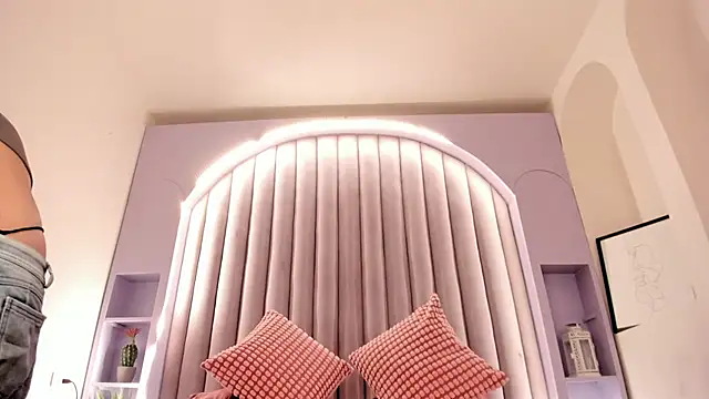 SabrinaSpell  online show from 18, 12, 2025