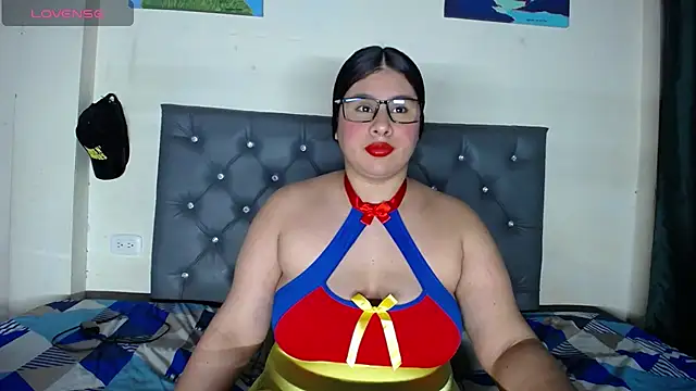 Antonellaa 111 online show from 16, 11, 2025