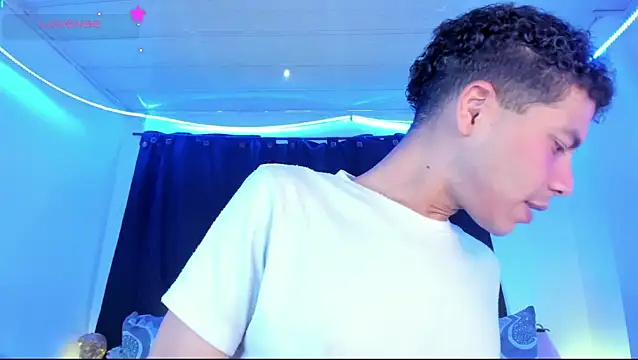 Ethan Boyy online show from 14, 4, 2026