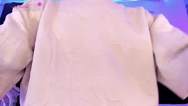 Ethan Boyy online show from 12, 3, 2026