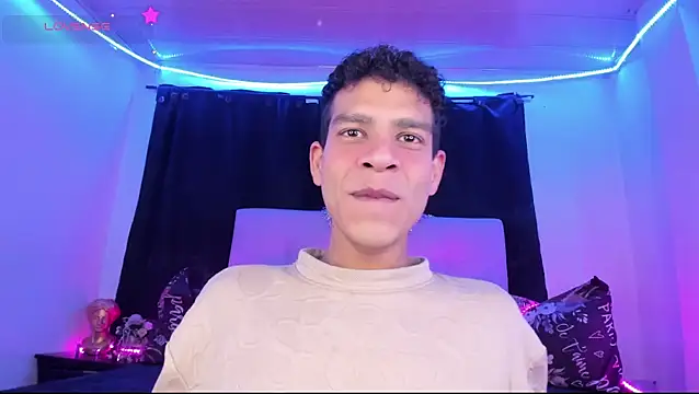 Snapshot of Ethan_Boyy chatting on 30, 6, 2026 Ethan Boyy online show from 30, 6, 2026