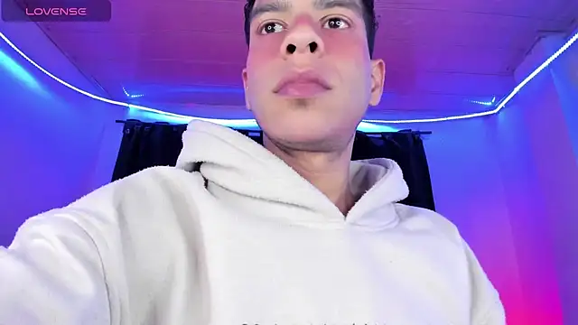 Ethan Boyy online show from 9, 4, 2026