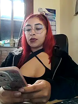 AnonymousGirl online show from 18, 11, 2025