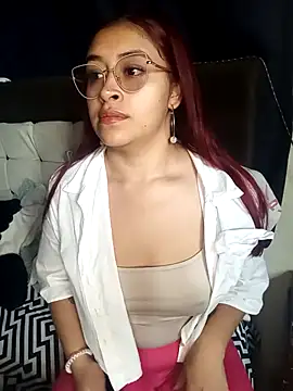 AnonymousGirl online show from 8, 3, 2025