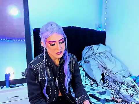 Georgina Giio online show from 17, 9, 2025