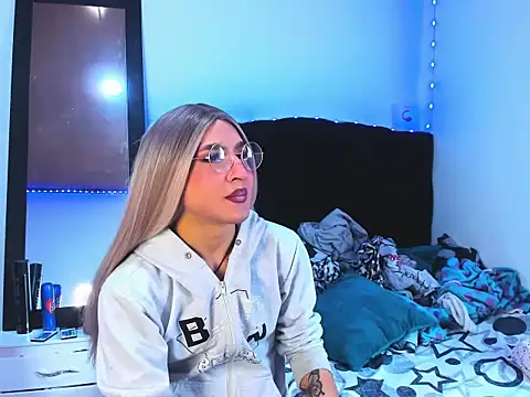 Georgina Giio online show from 19, 9, 2025