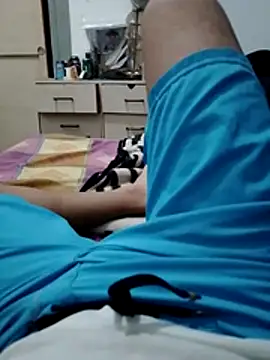 Snapshot of alejo5288 chatting on 29, 10, 2025 alejo5288 online show from 29, 10, 2025