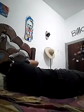 Snapshot of alejo5288 chatting on 28, 9, 2025 alejo5288 online show from 28, 9, 2025