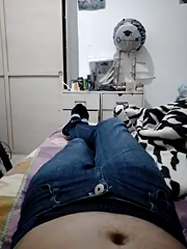 Snapshot of alejo5288 chatting on 27, 10, 2025 alejo5288 online show from 27, 10, 2025