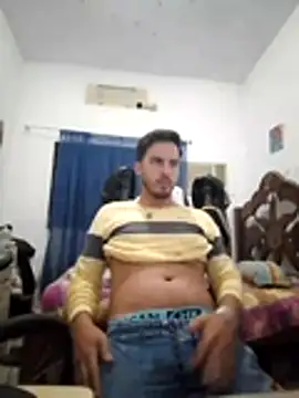 Snapshot of alejo5288 chatting on 30, 10, 2025 alejo5288 online show from 30, 10, 2025