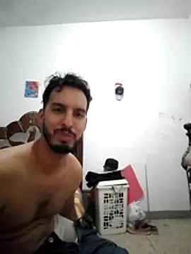 Snapshot of alejo5288 chatting on 15, 11, 2025 alejo5288 online show from 15, 11, 2025