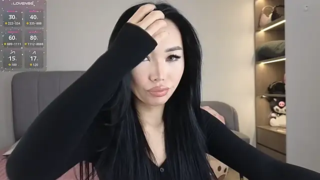 Snapshot of asianqueeny chatting on 25, 2, 2026 asianqueeny online show from 25, 2, 2026