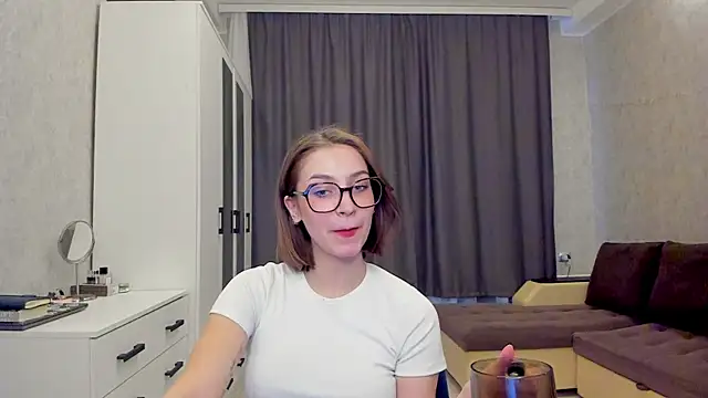 Snapshot of Shawty_Maria chatting on 5, 2, 2025 Shawty Maria online show from 5, 2, 2025