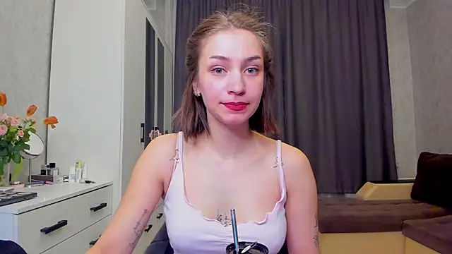 Snapshot of Shawty_Maria chatting on 2, 3, 2025 Shawty Maria online show from 2, 3, 2025