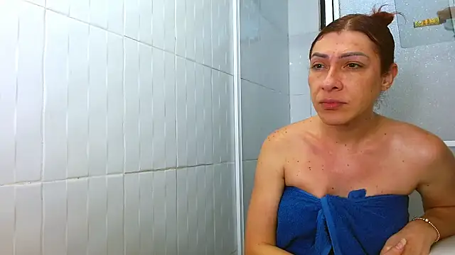 sweethoneytsx online show from 22, 9, 2025