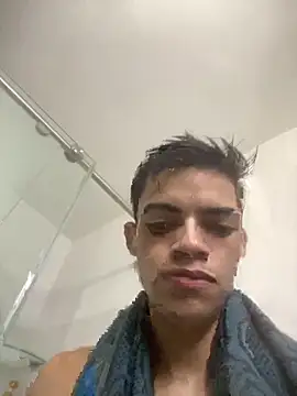 Latinos 2001 online show from 30, 6, 2026