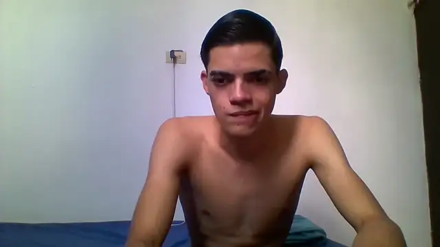 Latinos 2001 online show from 11, 6, 2026