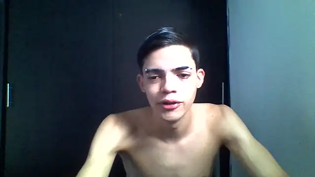 Latinos 2001 online show from 17, 5, 2026