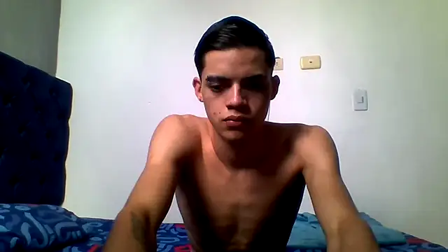 Latinos 2001 online show from 27, 5, 2026