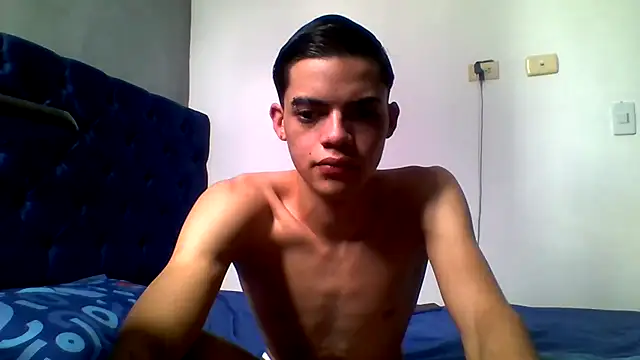 Latinos 2001 online show from 25, 5, 2026