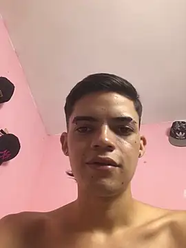 Latinos 2001 online show from 5, 12, 2025