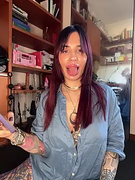 Dancing wmyselF  online show from 6, 11, 2025