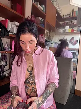 Dancing wmyselF  online show from 15, 10, 2025